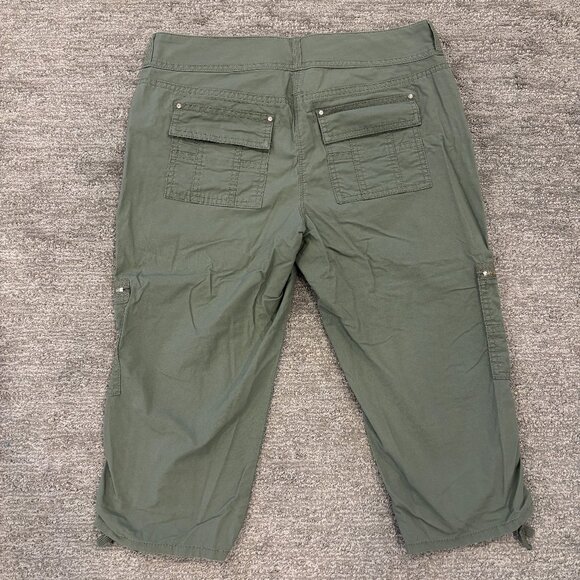 Green Capri Pants - Rhinestones - Gold Zippers - Size 4 White House Black Market - Picture 2 of 5